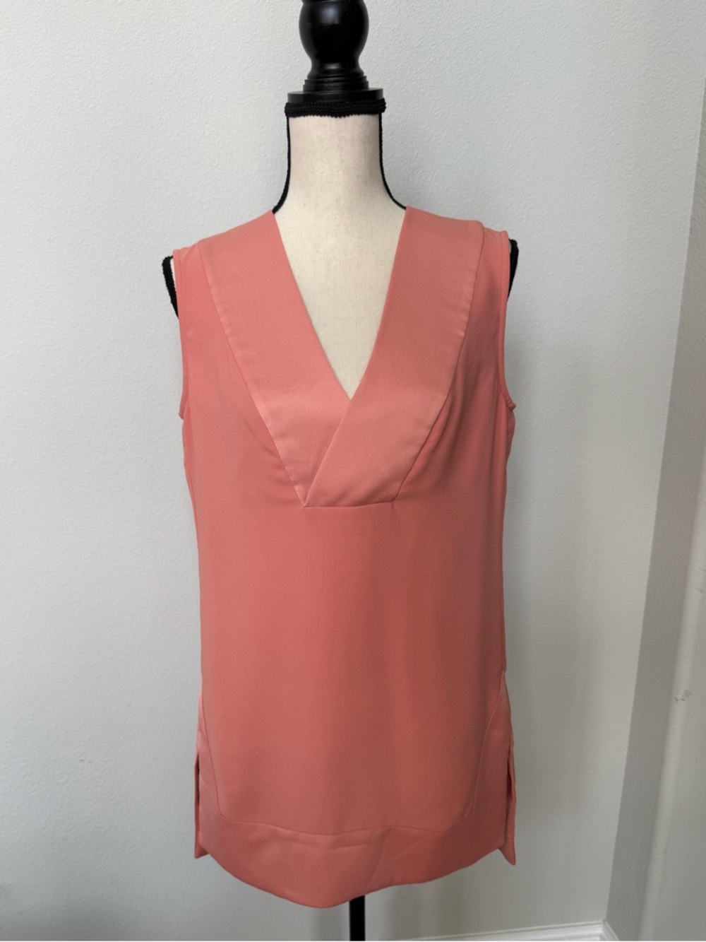 Banana Republic Dusty Coral V-Neck Sleeveless Tunic